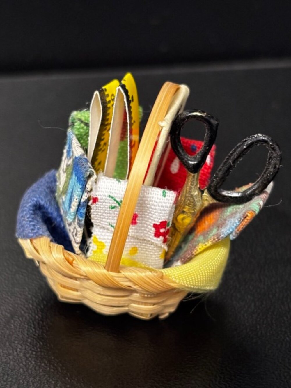 Vintage Dollhouse Miniature Sewing Basket Set 1:12 Scale Wicker w/ Scissors & Fa
